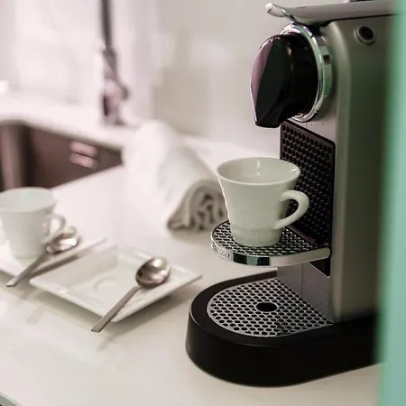 Apartment L'orangerie Di Mayer - Myhomeincomo *