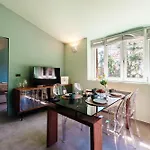 아파트 L'orangerie Di Mayer - Myhomeincomo