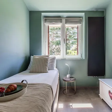 Daire L'orangerie Di Mayer - Myhomeincomo *