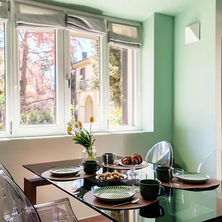 Daire L'orangerie Di Mayer - Myhomeincomo